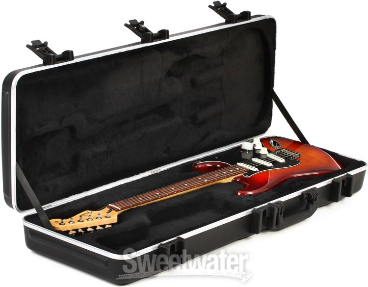 SKB Pro Series Guitar Case Stratocaster/Telecaster Fit