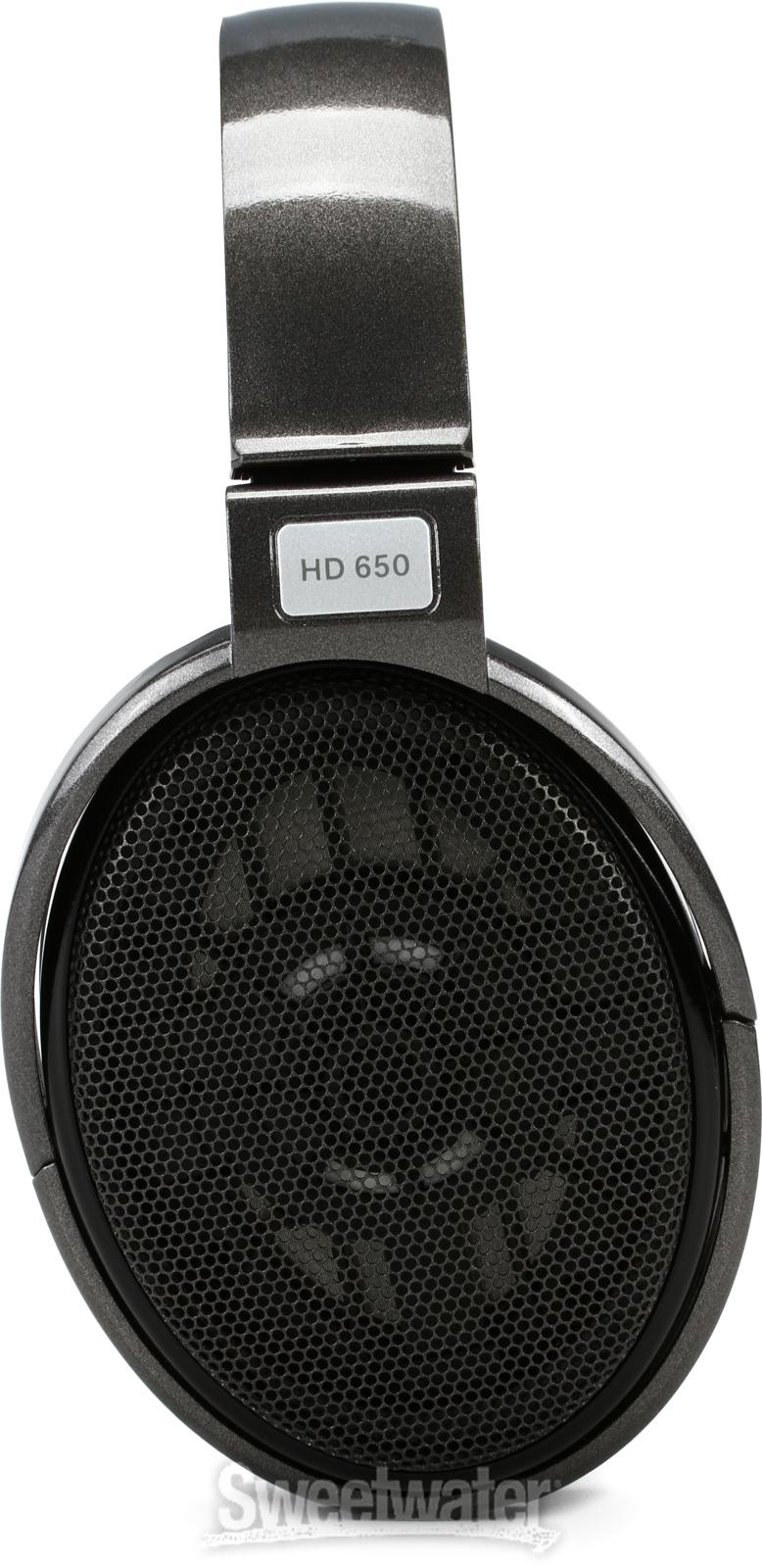 Apr 6, 2011. Sennheiser HD 218 Dynamic Audio Reproduction Headphones .. The HD 228  or the HD 205 II seem to be my top two choices at the moment.. They have also  favorable general reviews, which should account for something.