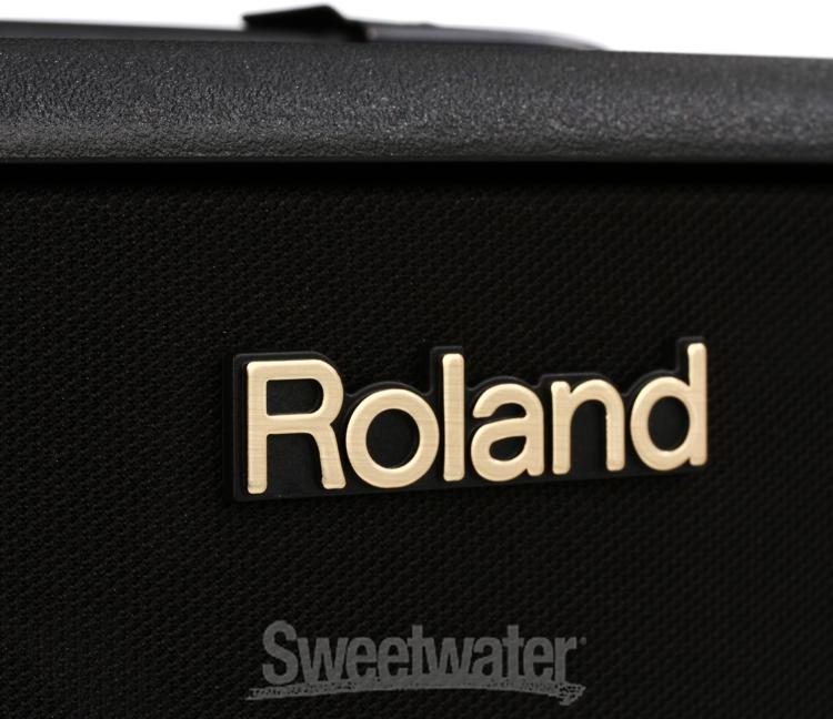 Roland Announces AC-40 Acoustic Chorus Guitar Amplifier