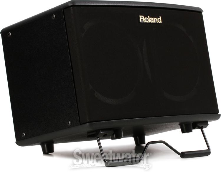 Roland Announces AC-40 Acoustic Chorus Guitar Amplifier