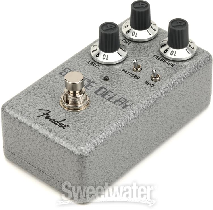 Fender Hammertone Space Delay Pedal Demo