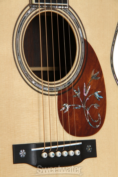 Martin OM45 Deluxe Authentic 1930 Acoustic Guitar Review by Sweetwater