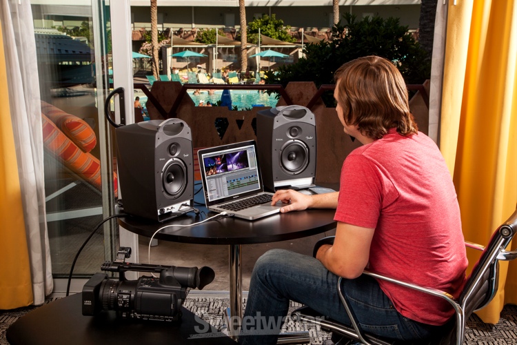 fender passport studio monitors