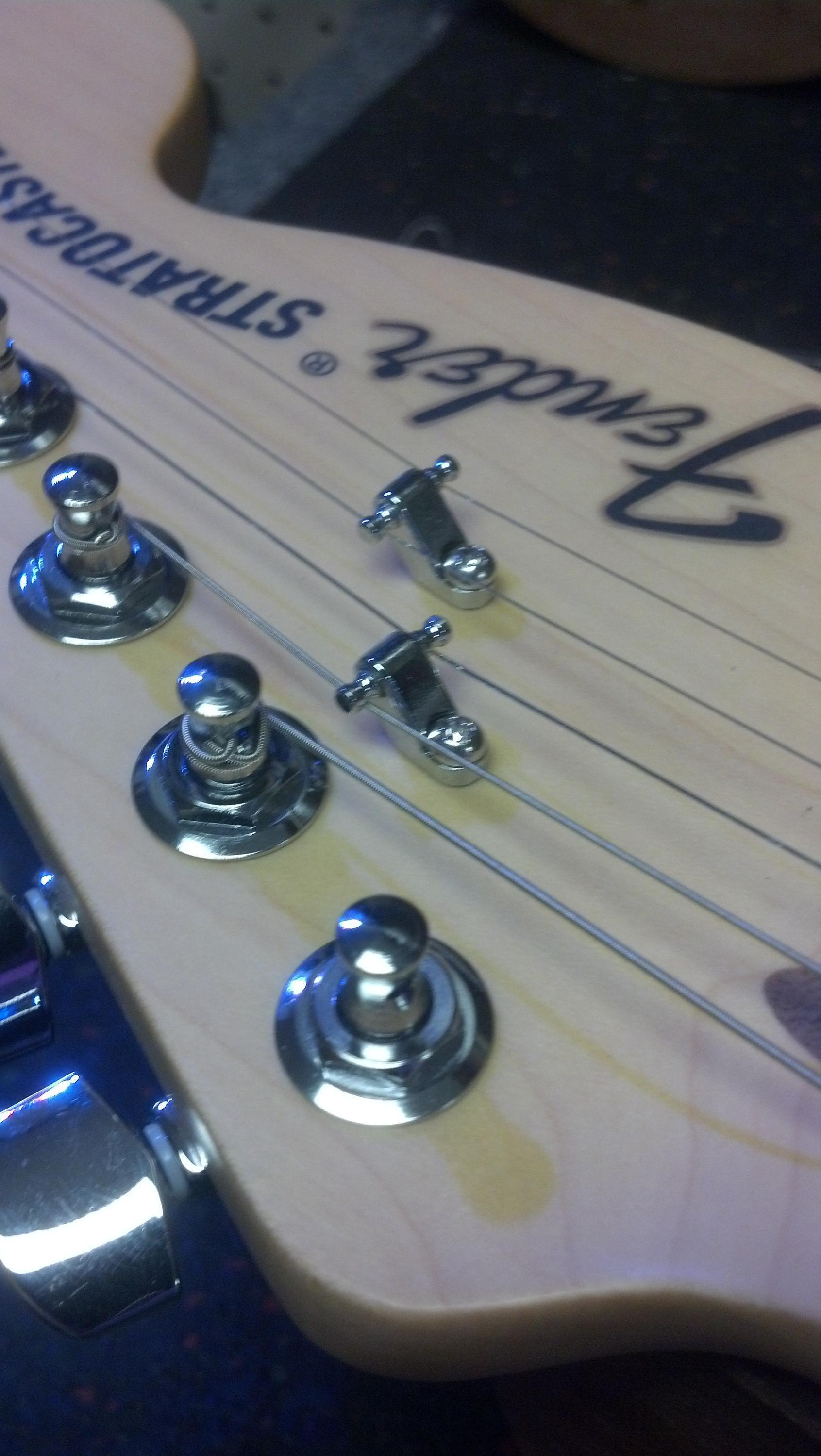 How To Change Electric Guitar Strings Sweetwater