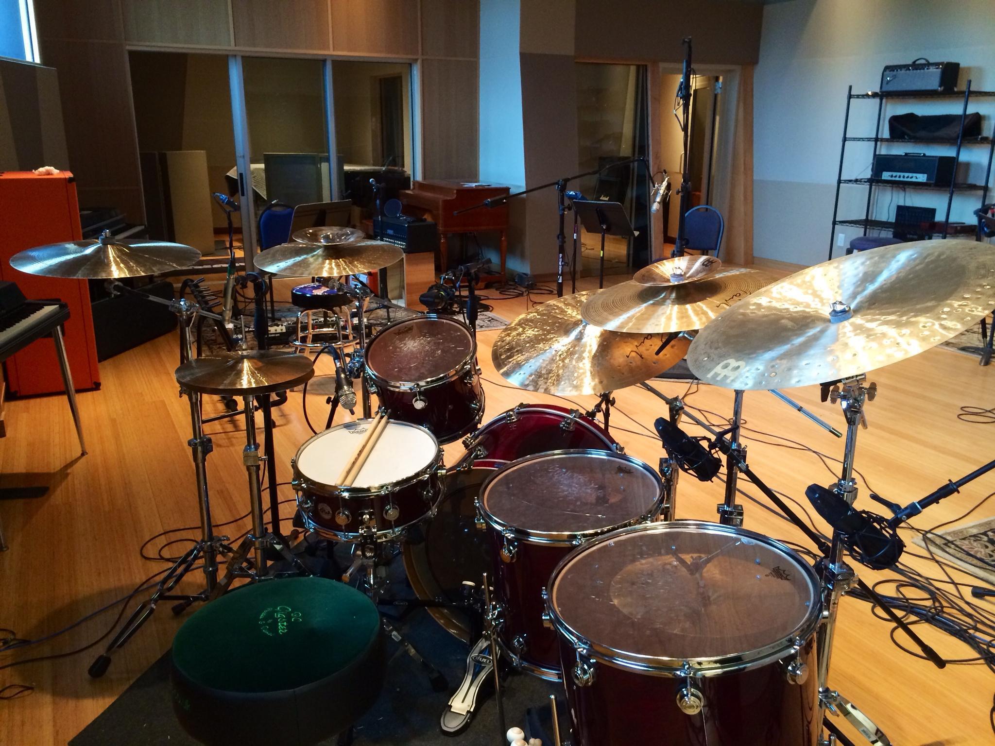 Raise Cymbals for Cleaner Drum Recordings