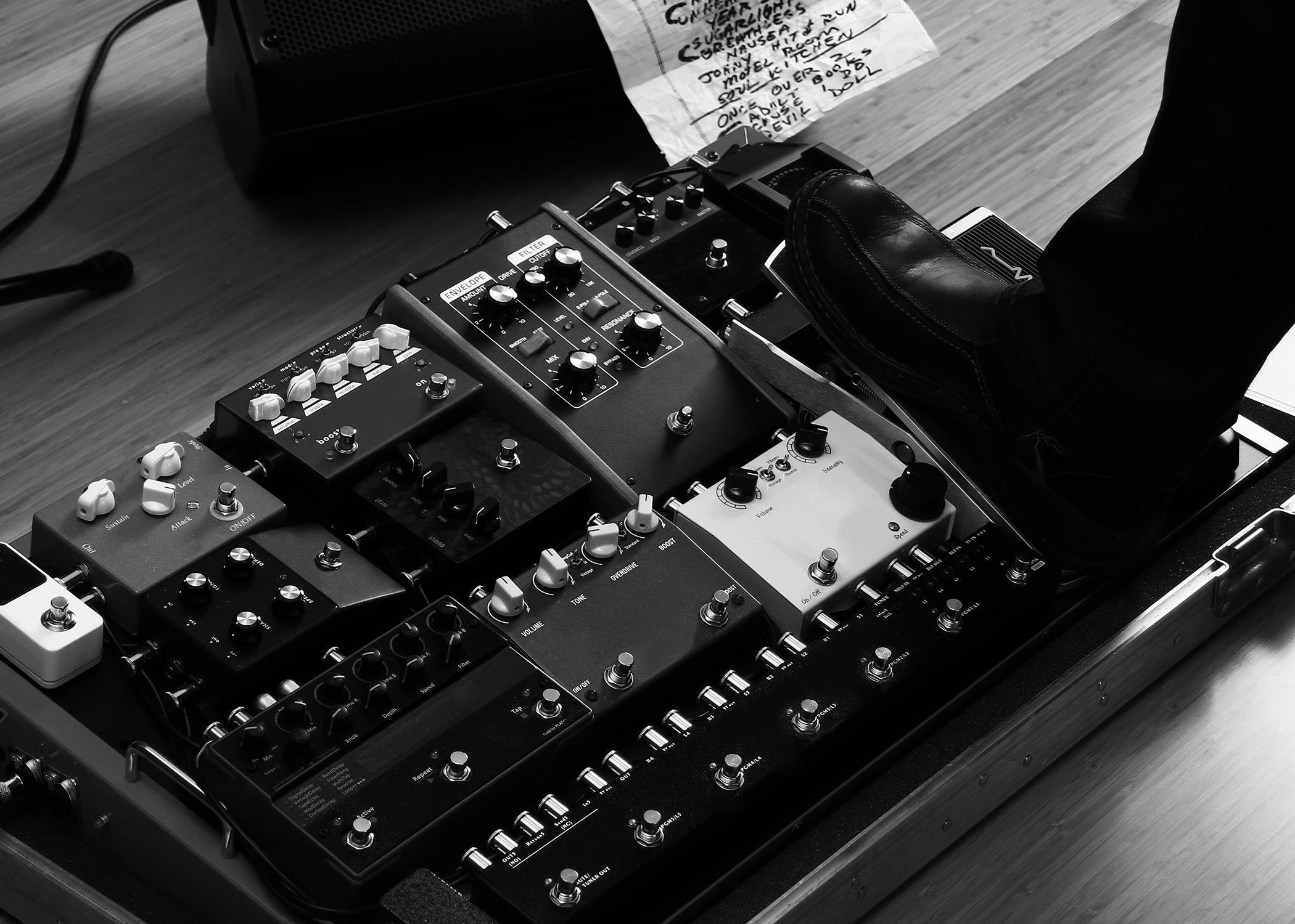 What is the Best Pedal Order? Sweetwater