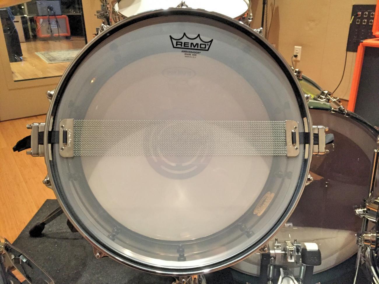 8 Easy Ways to Control Snare Buzz