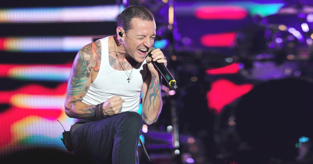 Linkin Park Singer Chester Bennington Dies at 41