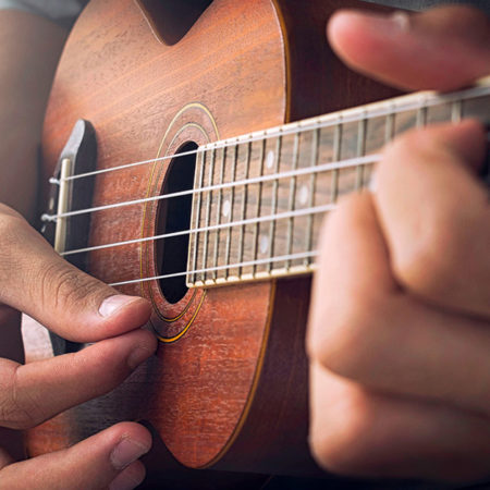 How to Choose a Ukulele - Picking the Right Size