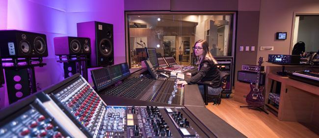 Sweetwater sales studio equipment