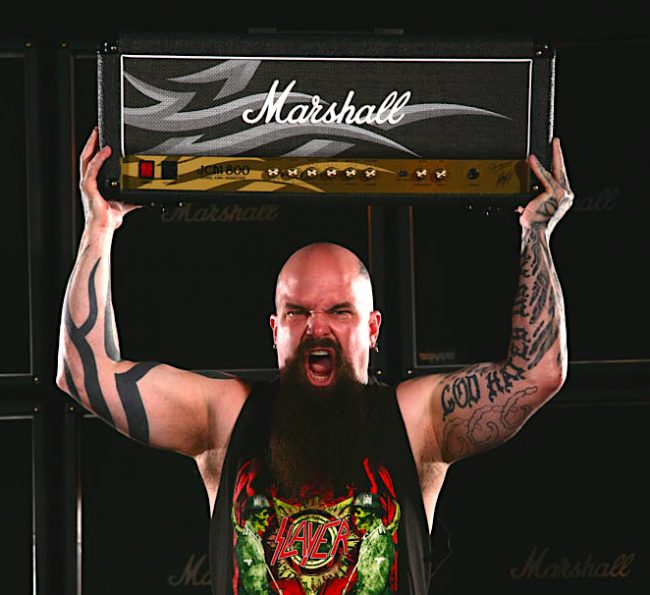 Kerry-King-with-Marshall-JCM-800-2203