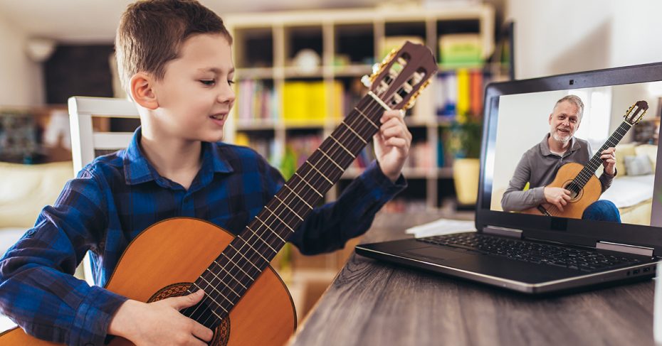 Choosing the best gear for online music lessons Featured Image