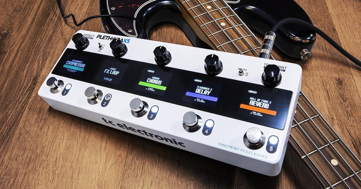 Best Bass Multi Effects Pedals Feature Image