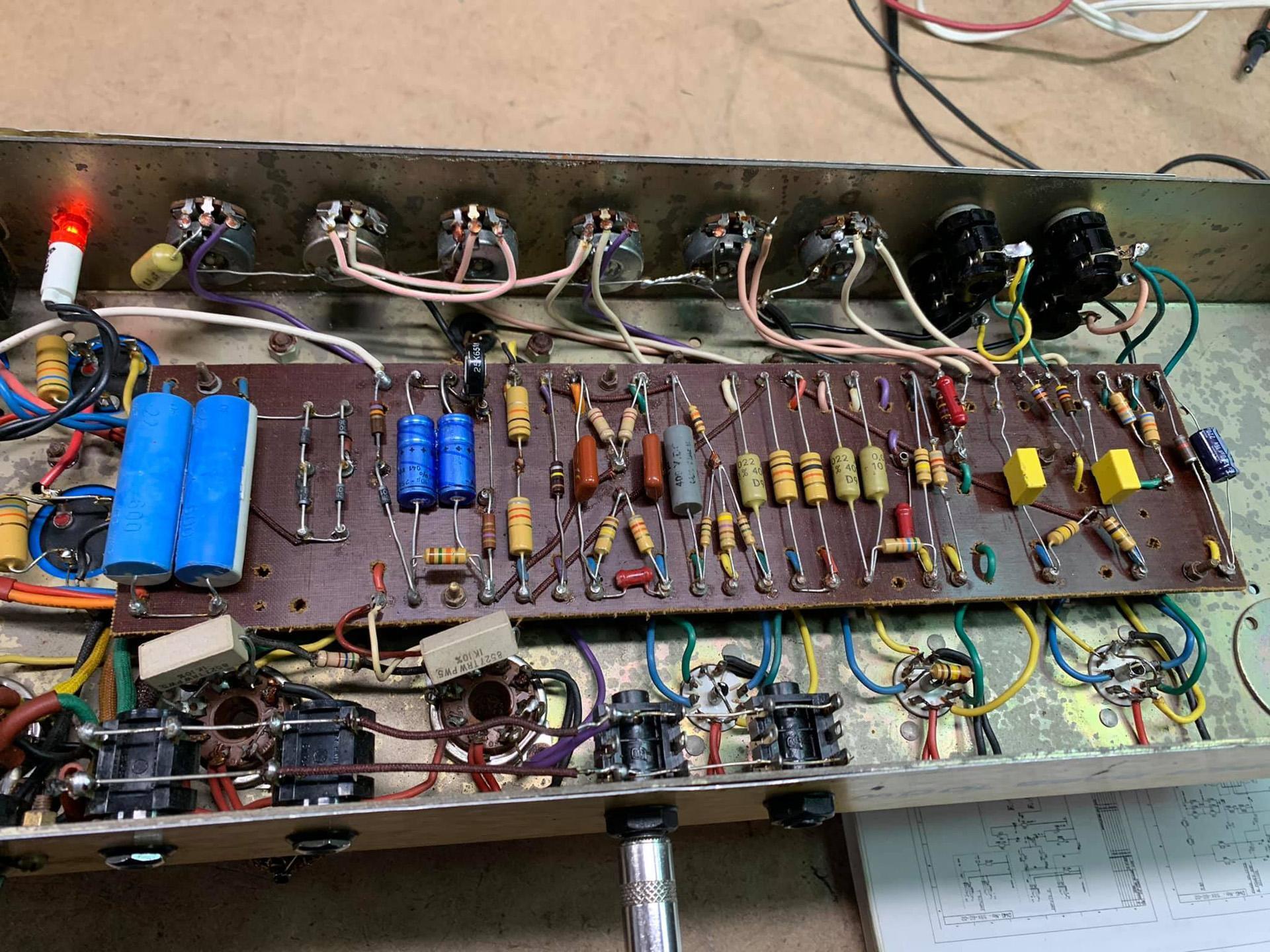 The History of the Legendary Marshall 100watt "Plexi" Head