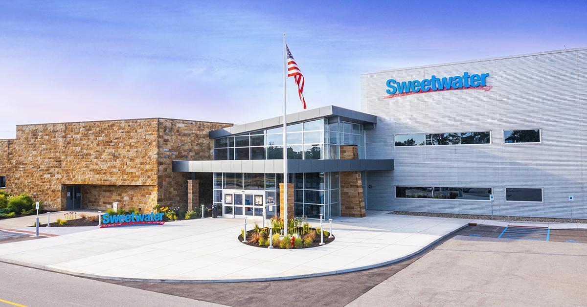 Guitar shop center sweetwater