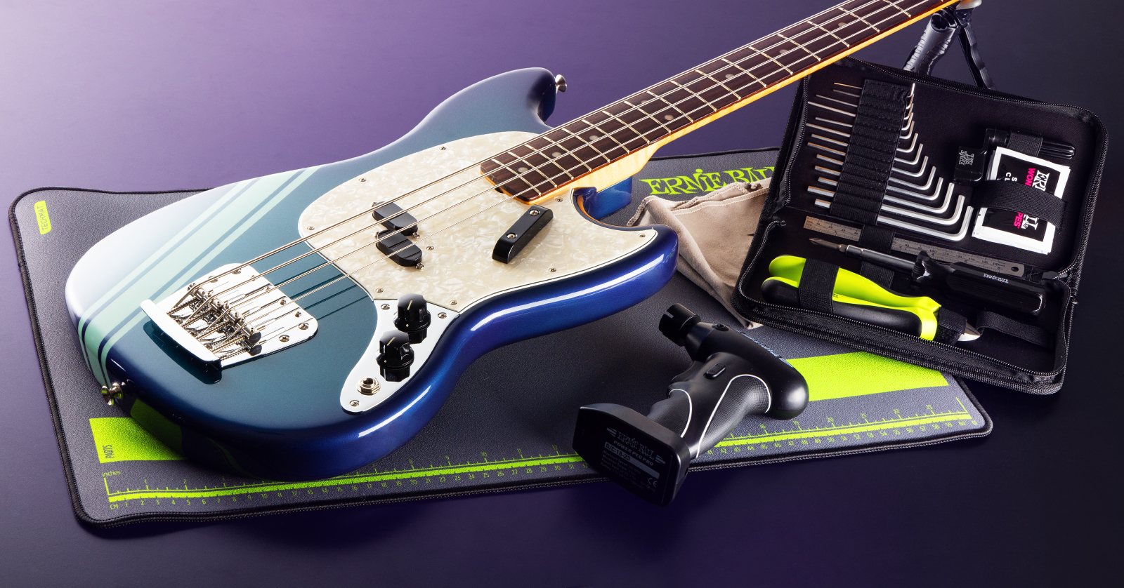 12 essential live bass playing tips