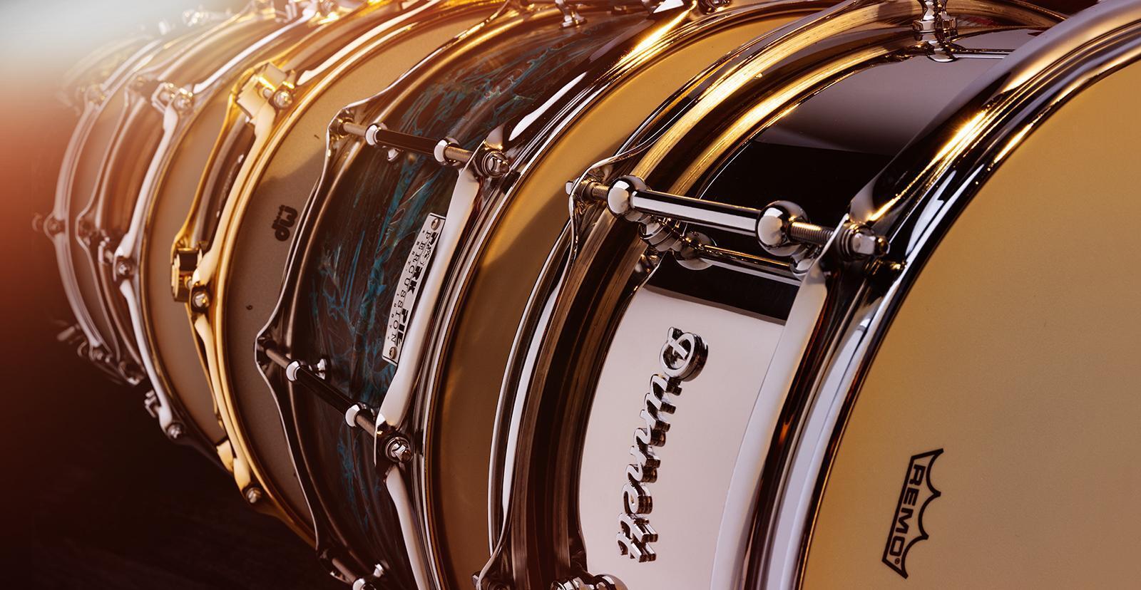 8 Stunning Metal Snares