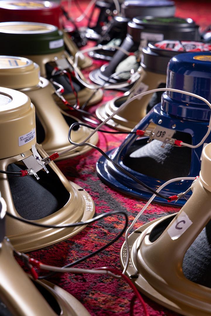 How to Break In a Guitar Speaker