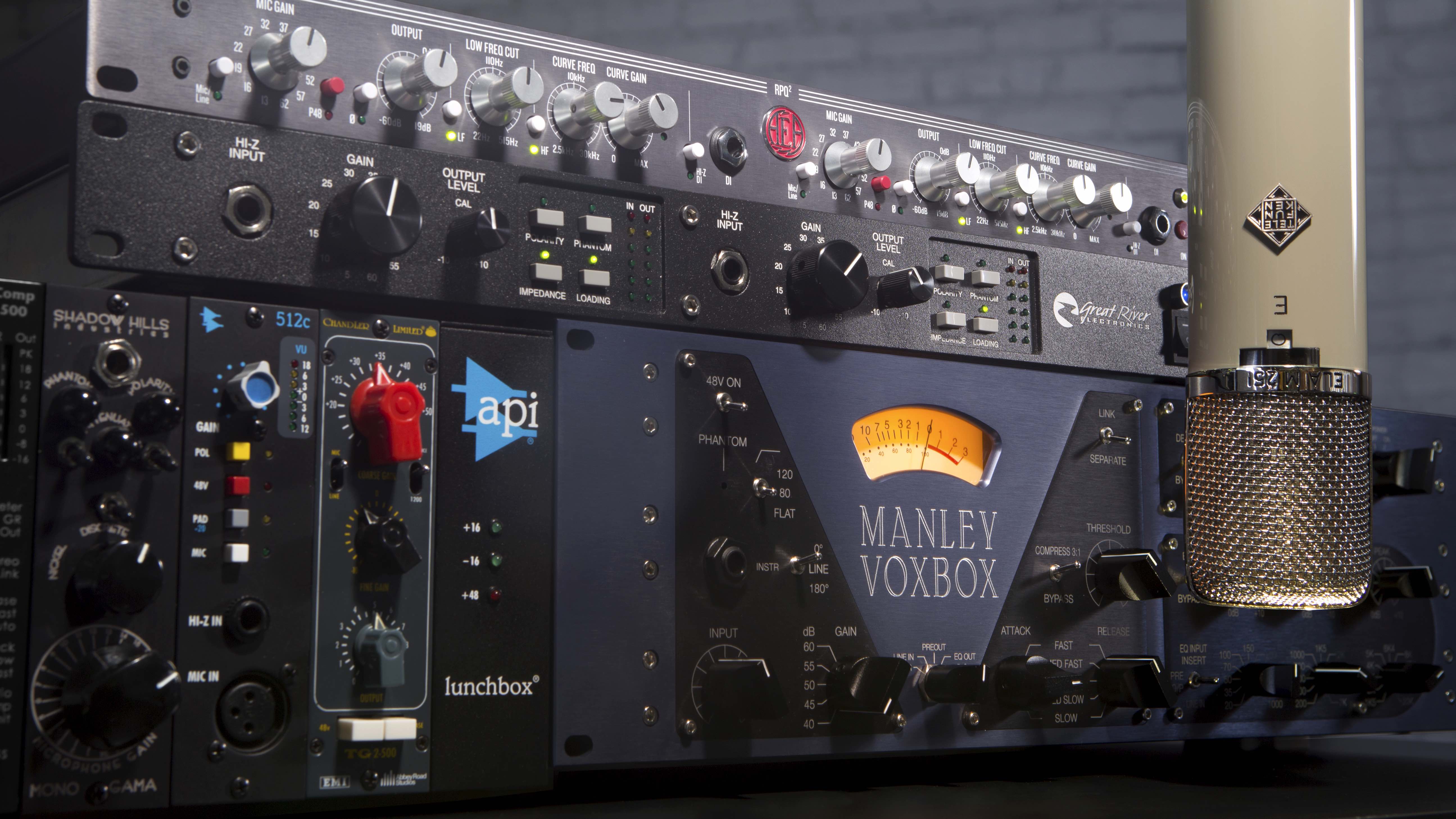 Analog rack gear with a U87