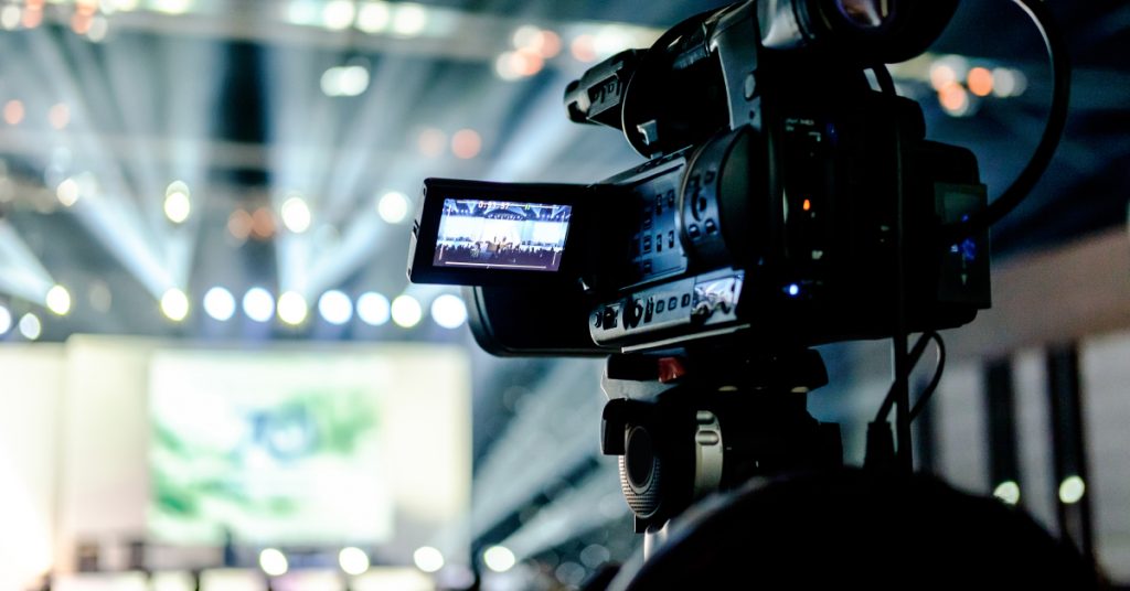 How to live stream a performance featured image