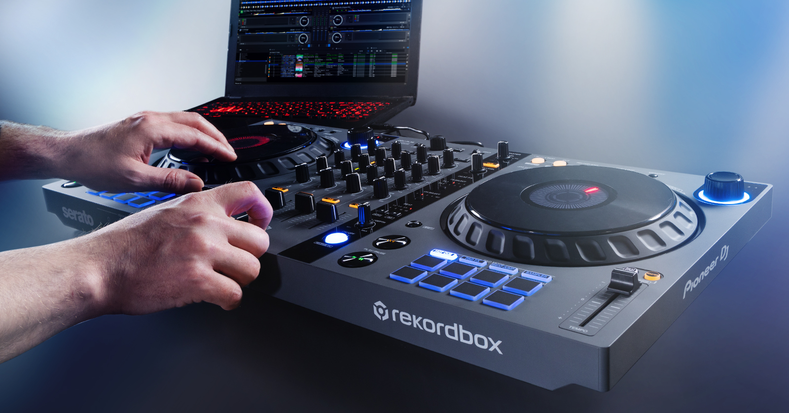 Pioneer DJ DDJ-FLX4 Controller 